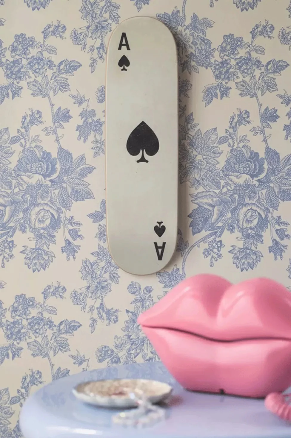 ACE OF SPADES - Image 2